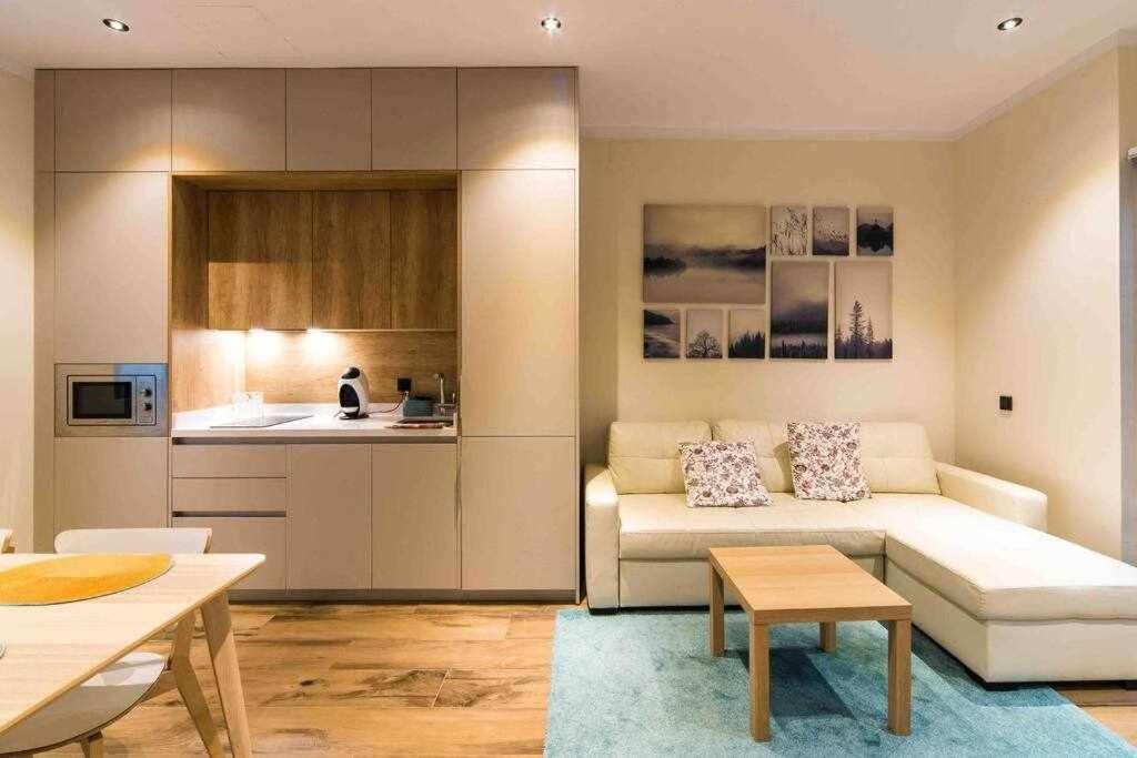 Seville Luxury Downtown Suite Екстериор снимка